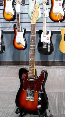 Fender - American Professional II Telecaster, Rosewood Fingerboard - 3-Colour Sunburst 2